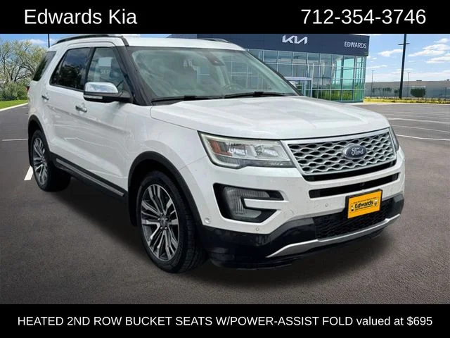2017 Ford Explorer Platinum 4WD's photo