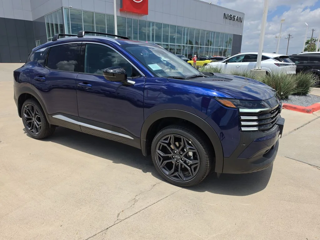 New 2026 Deep Blue Pearl Nissan SR image 9