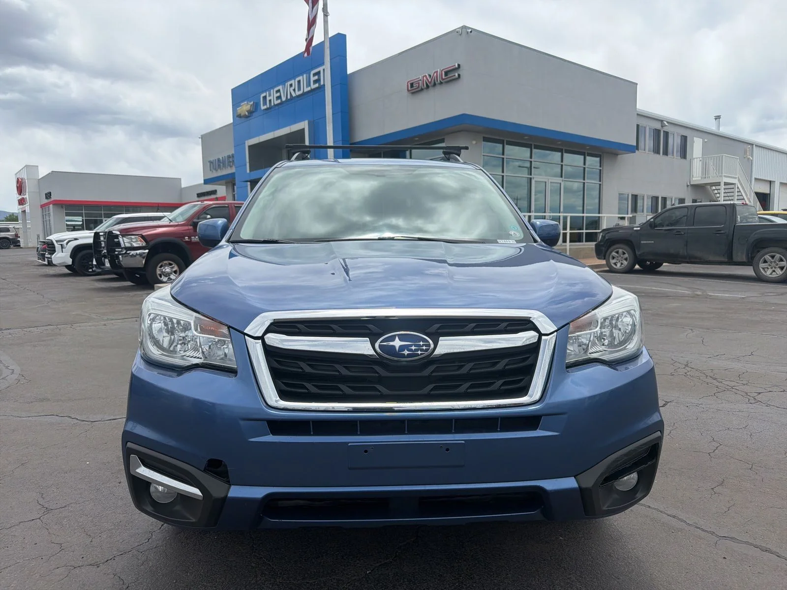 Used 2018 Subaru Forester Premium with VIN JF2SJAEC7JG552488 for sale in Montrose, CO