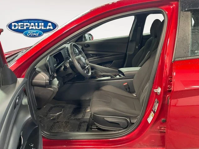 Certified Used 2025 Red Hyundai SEL Sport image 11
