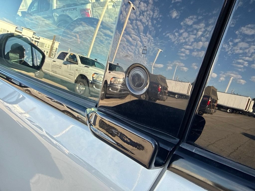 Used 2023 White Metallic Ford Premium image 21