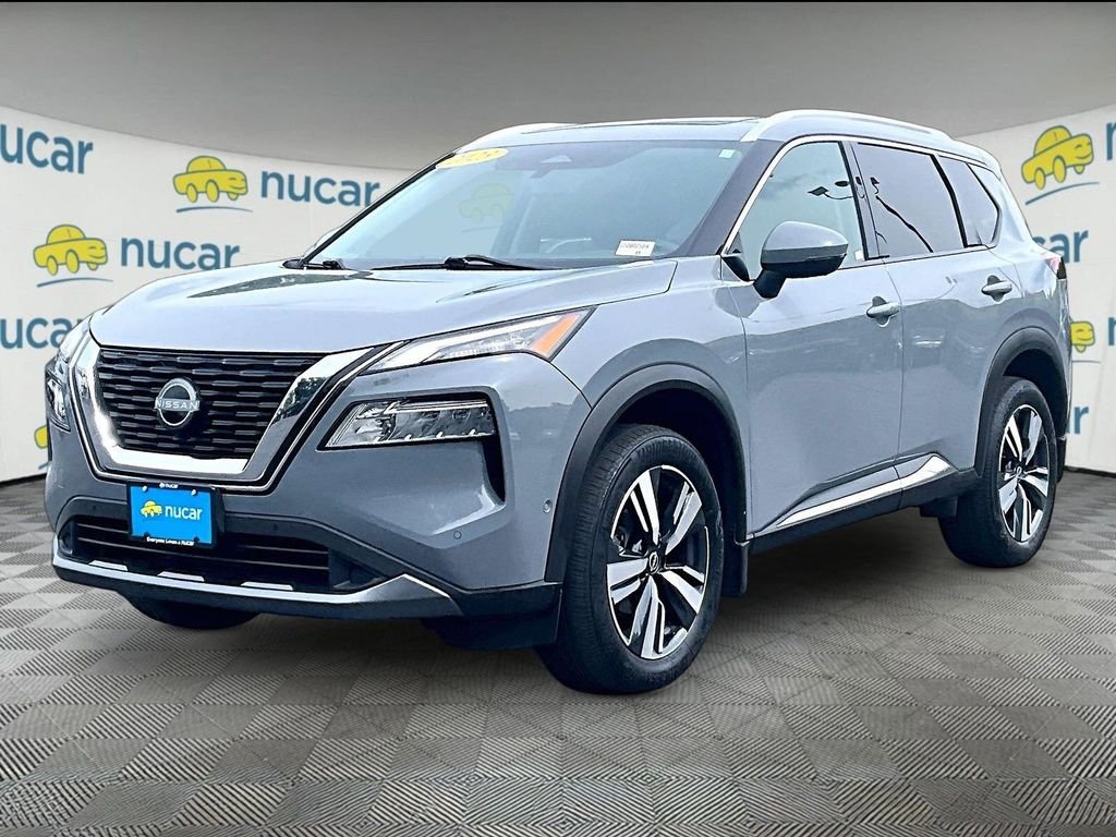 Used 2023 Gray Nissan SL image 3