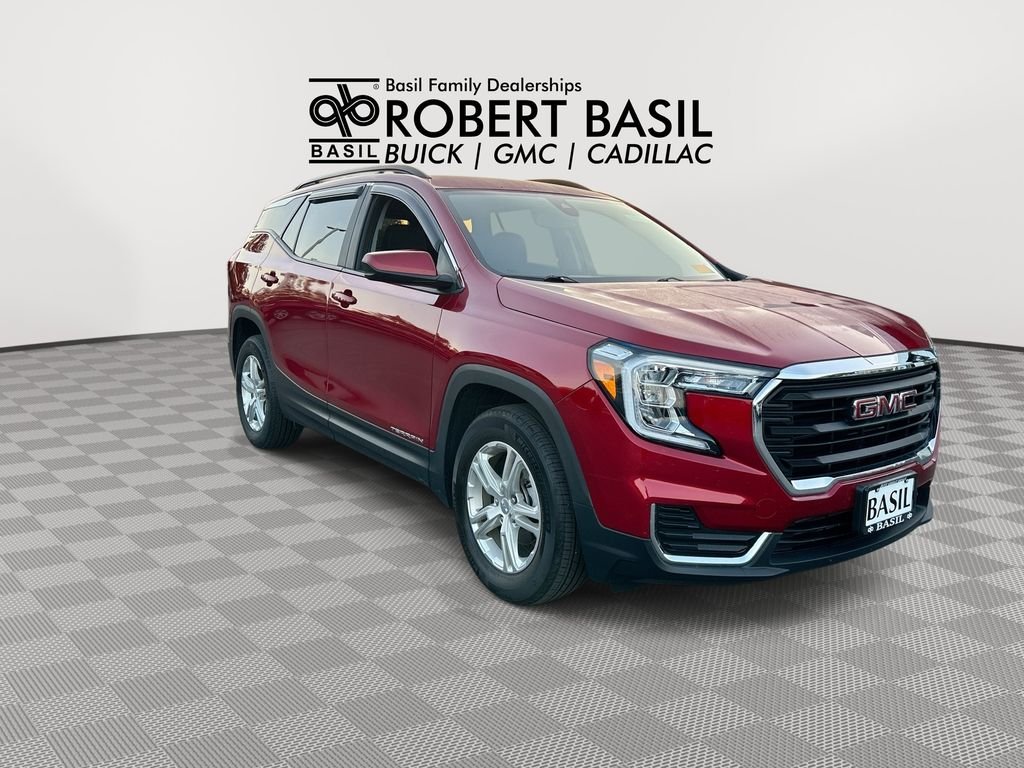 Used 2023 Red GMC SLE image 2