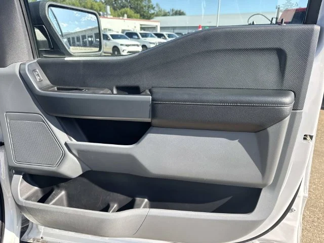 Used 2021 White Ford XLT image 37
