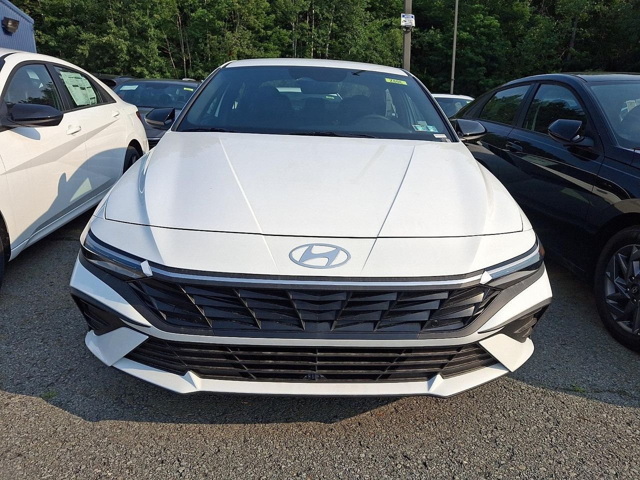 New 2026 Serenity White Hyundai SEL Sport image 2