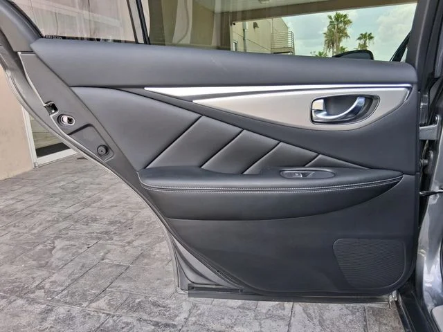 Used 2024 Gray INFINITI LUXE image 22