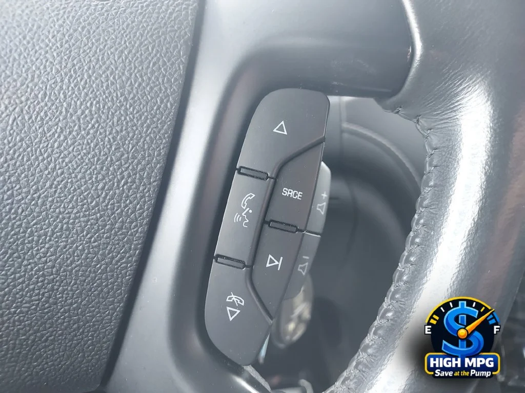 Used 2014 Silver Buick Leather Group image 22