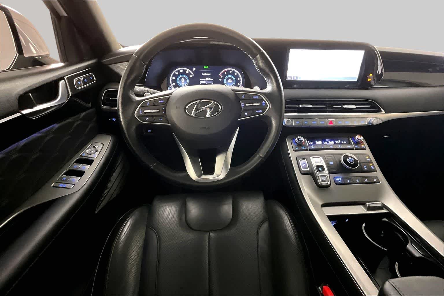 Used 2022 Hyper White Hyundai Calligraphy image 6