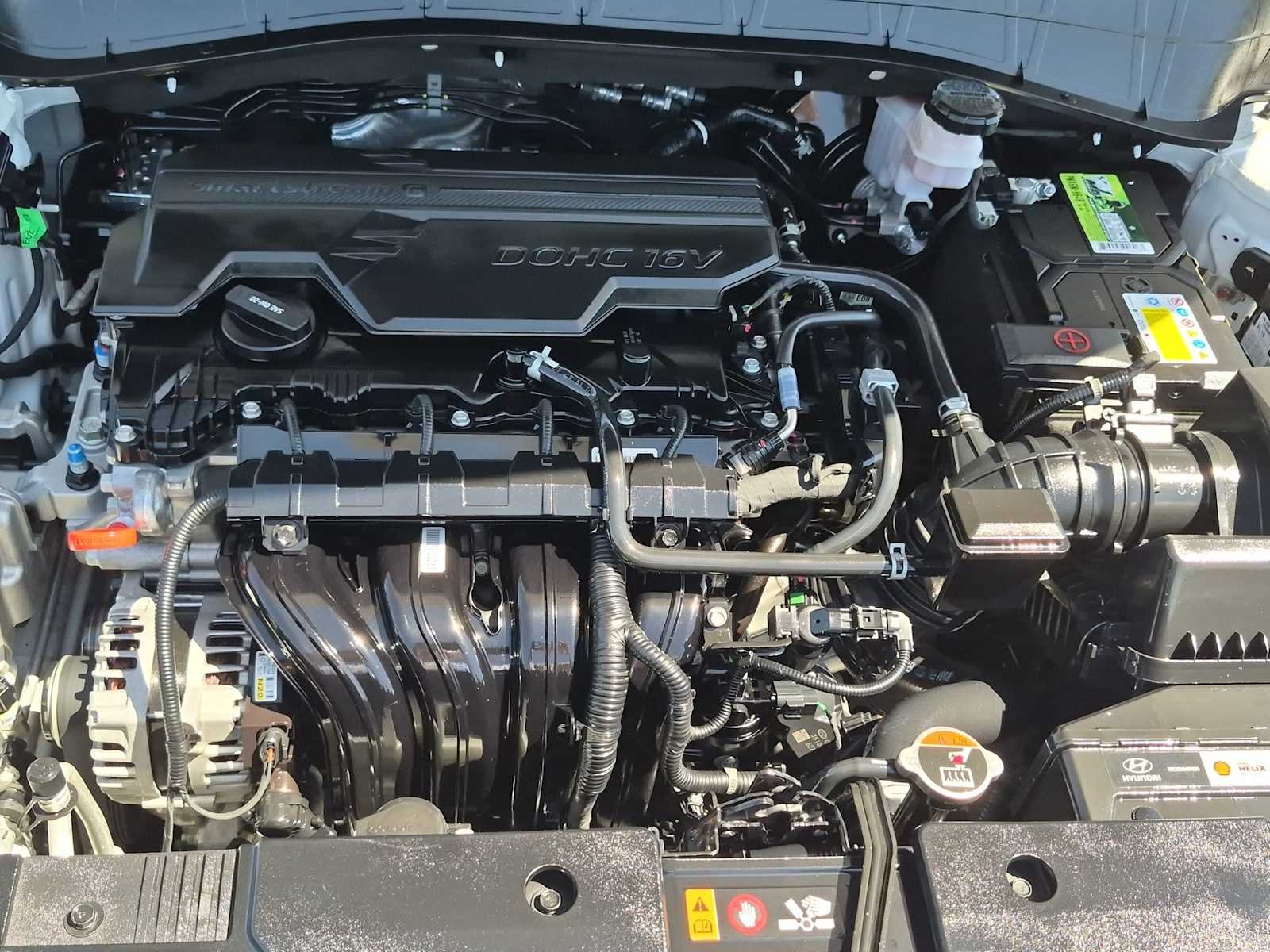 Certified Used 2024 Atlas White Hyundai SEL image 14