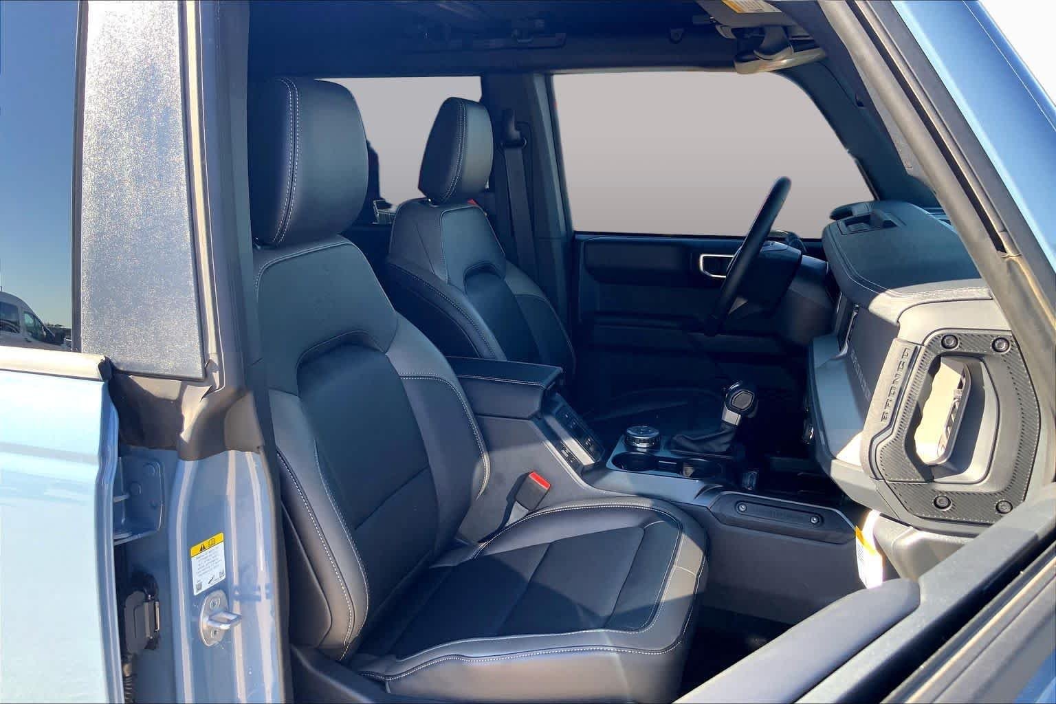 Used 2025 Azure Gray Metallic Tri-Coat Ford Outer Banks image 9