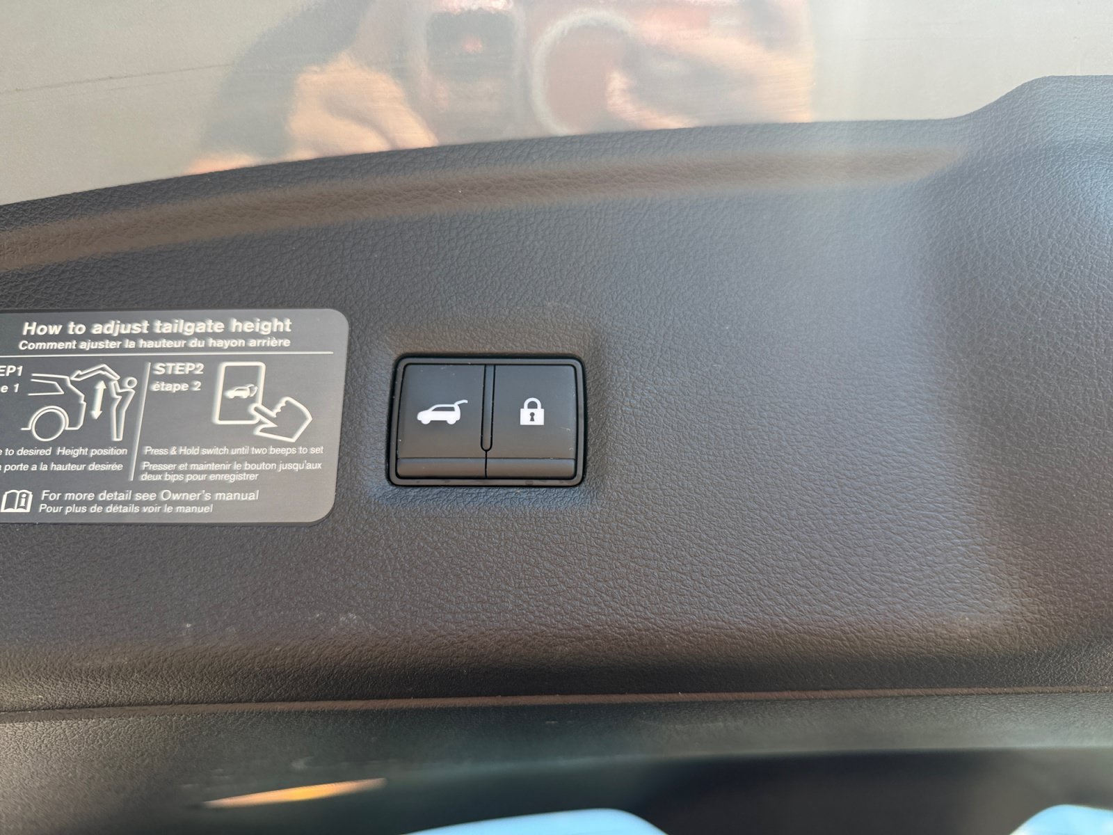 Used 2025 Slate Gray INFINITI LUXE image 39