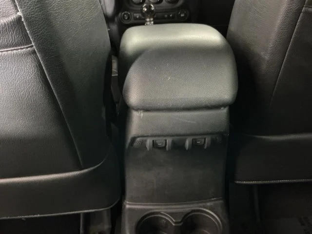 Used 2012 Black Jeep Unlimited Rubicon image 21