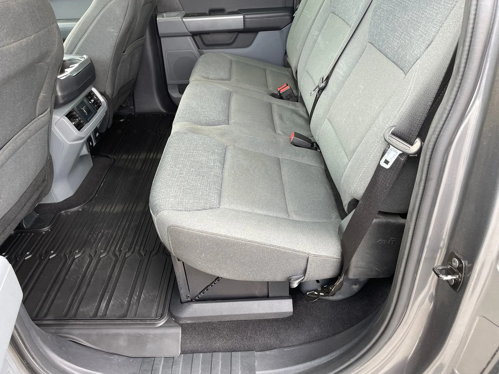Used 2024 Carbonized Grey Metallic Ford XLT image 10