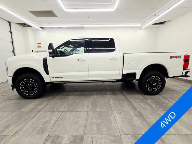 New 2026 Star White Metallic Tri-Coat Ford F-250® Platinum® image 2