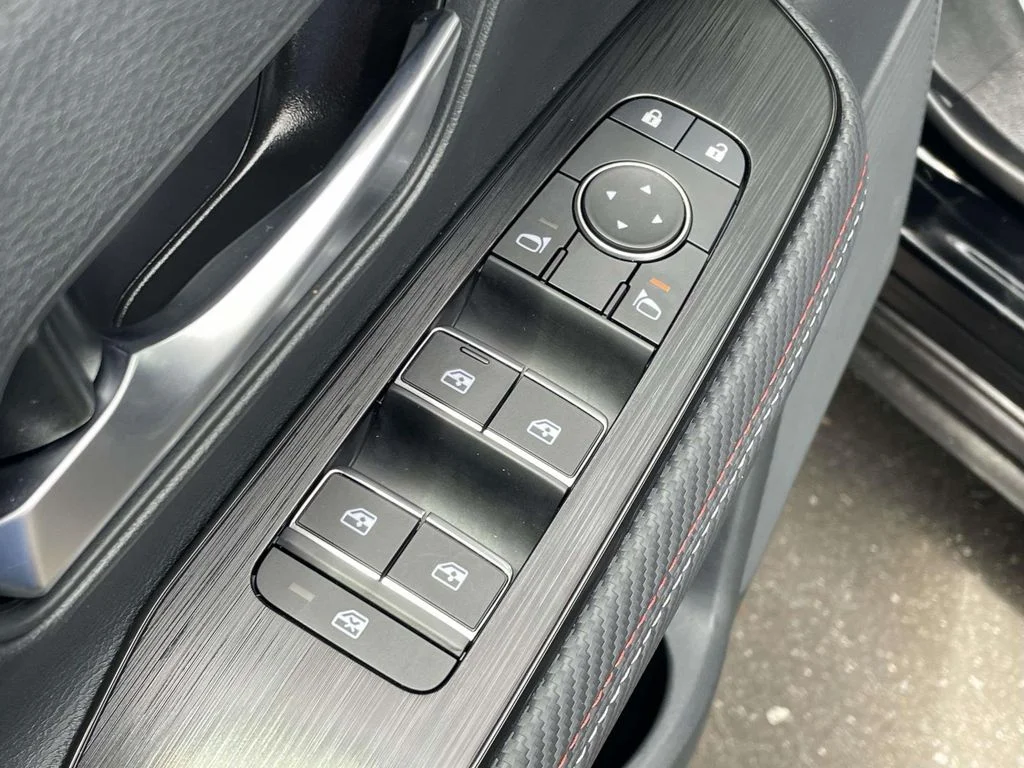Used 2025 Black Nissan SR image 15
