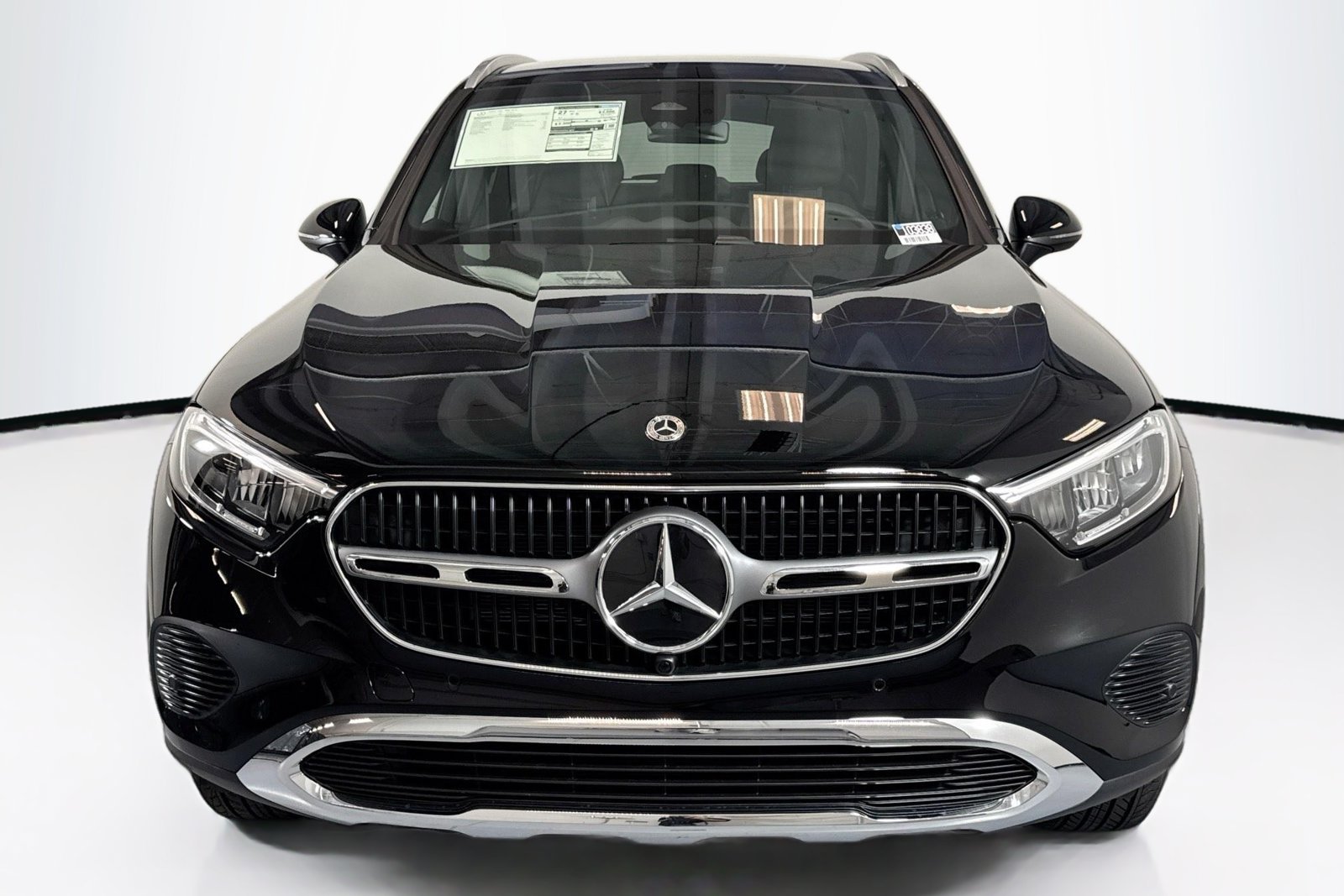 New 2026 Black Mercedes-Benz GLC 300 image 2