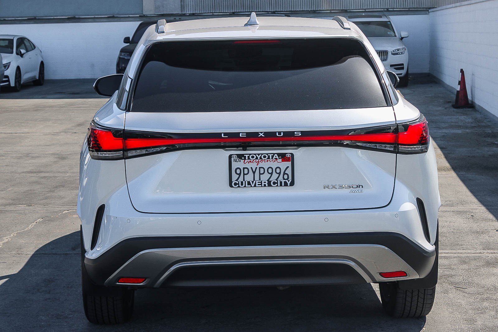 Used 2024 White Pearl Lexus RX 350h Premium Plus image 7