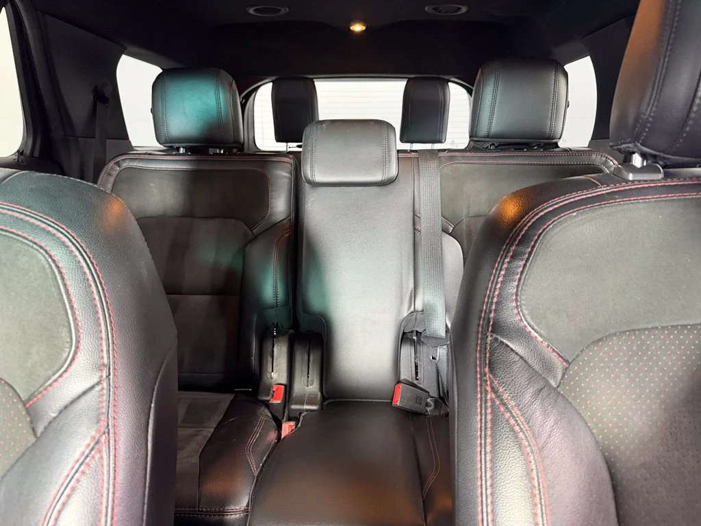 Used 2018 Gray Ford XLT image 15