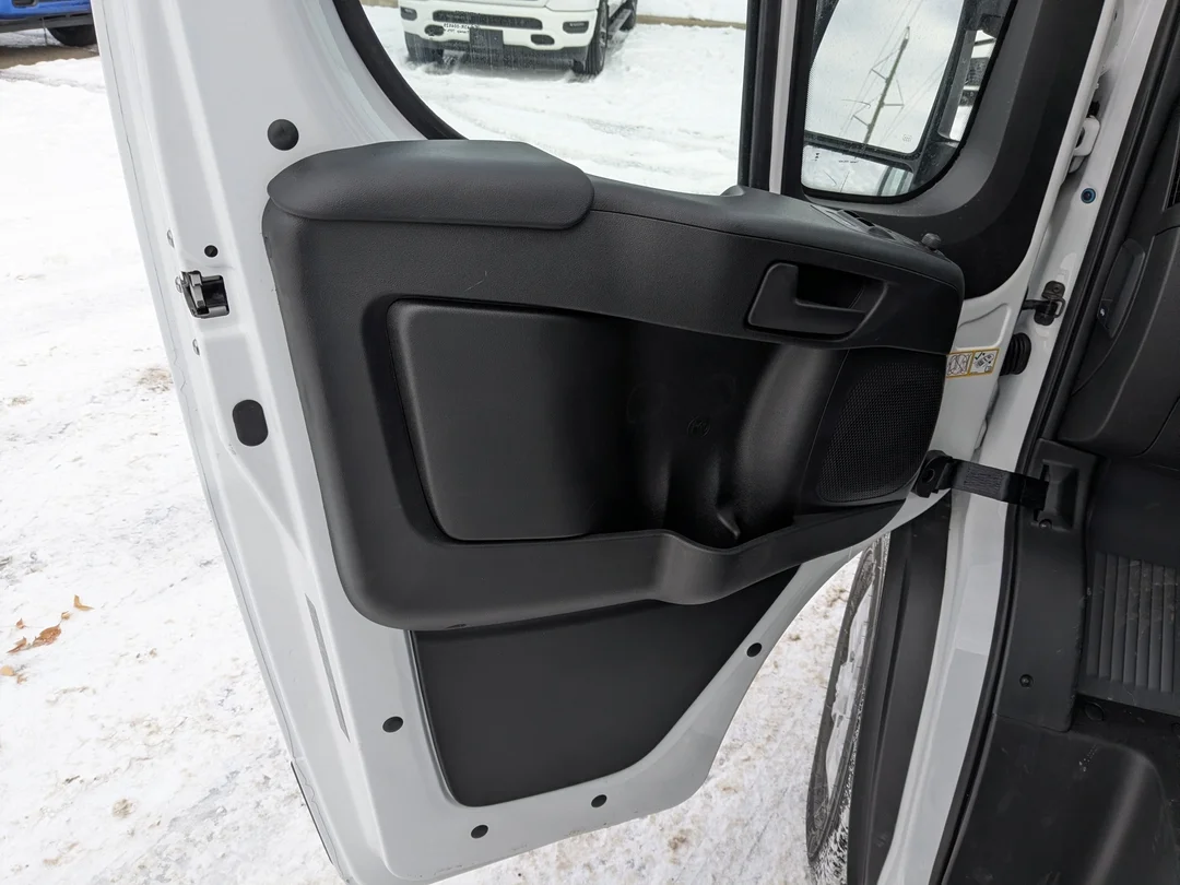 New 2026 White RAM SLT - - Super High Roof - Package 22G - LED Headlamps - Cargo Partition - Remote Start & More! image 11