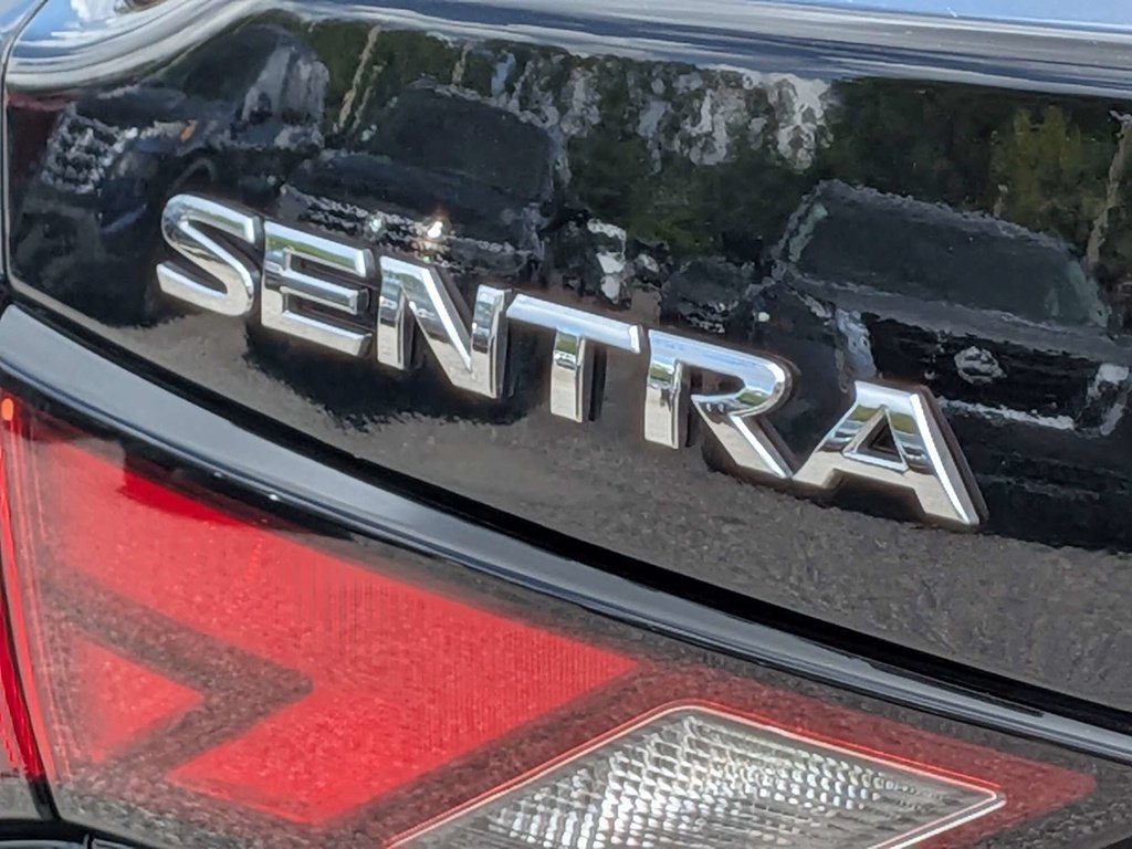 Used 2025 Super Black Nissan SV image 12