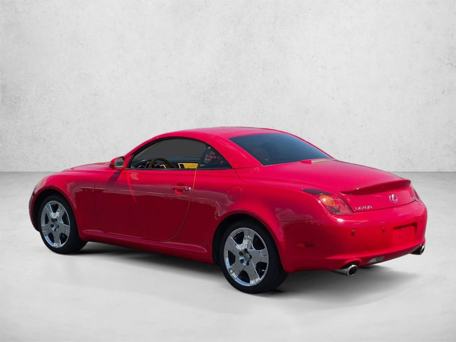 Used 2005 Red Lexus  image 7