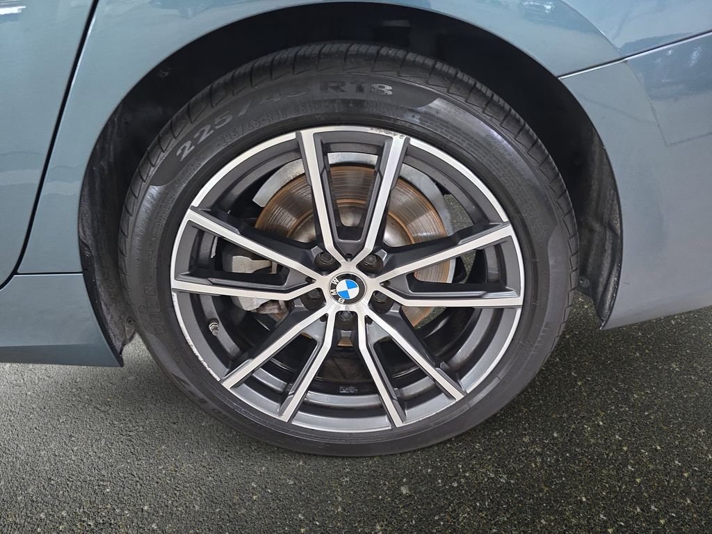 Used 2020 Blue Ridge Mountain Metallic BMW 330i image 32