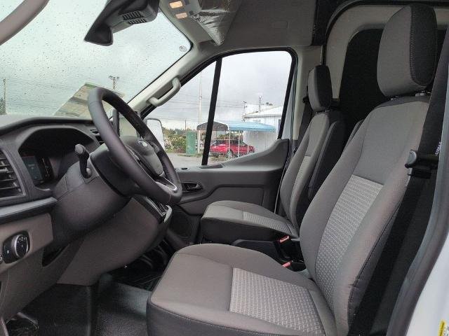 New 2026 Oxford White Ford Cargo Van image 12