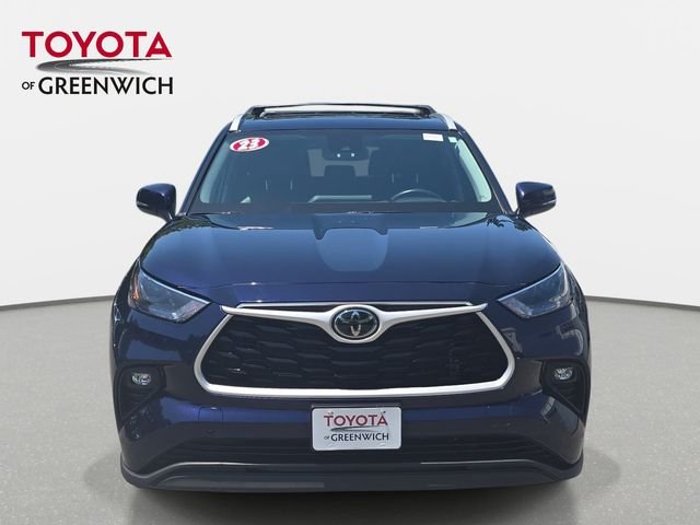 Used 2023  Toyota XLE image 8