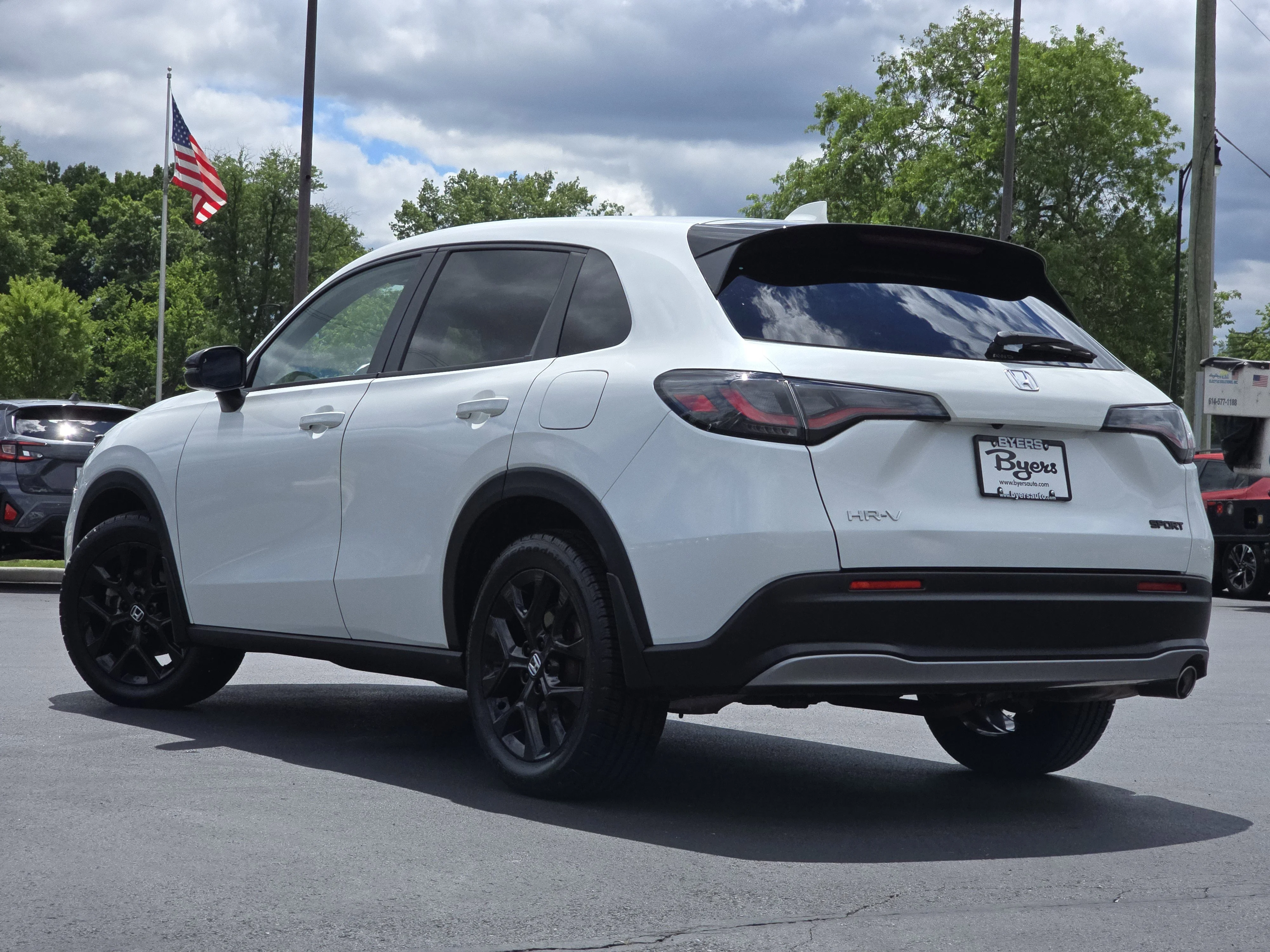 Used 2023 Platinum White Pearl Honda Sport image 5