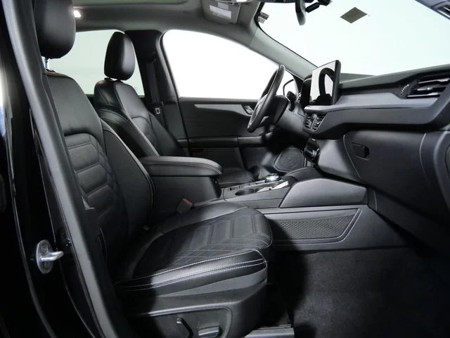 Used 2023 Black Ford Platinum image 11
