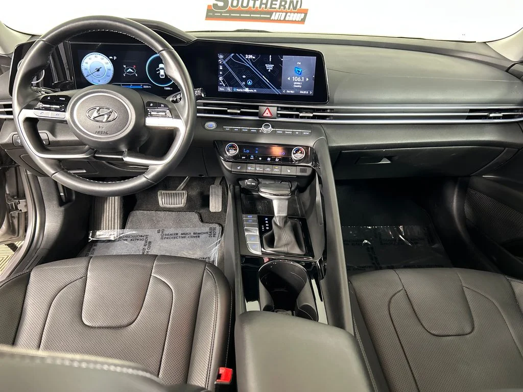 Used 2023 Silver Hyundai Limited image 18