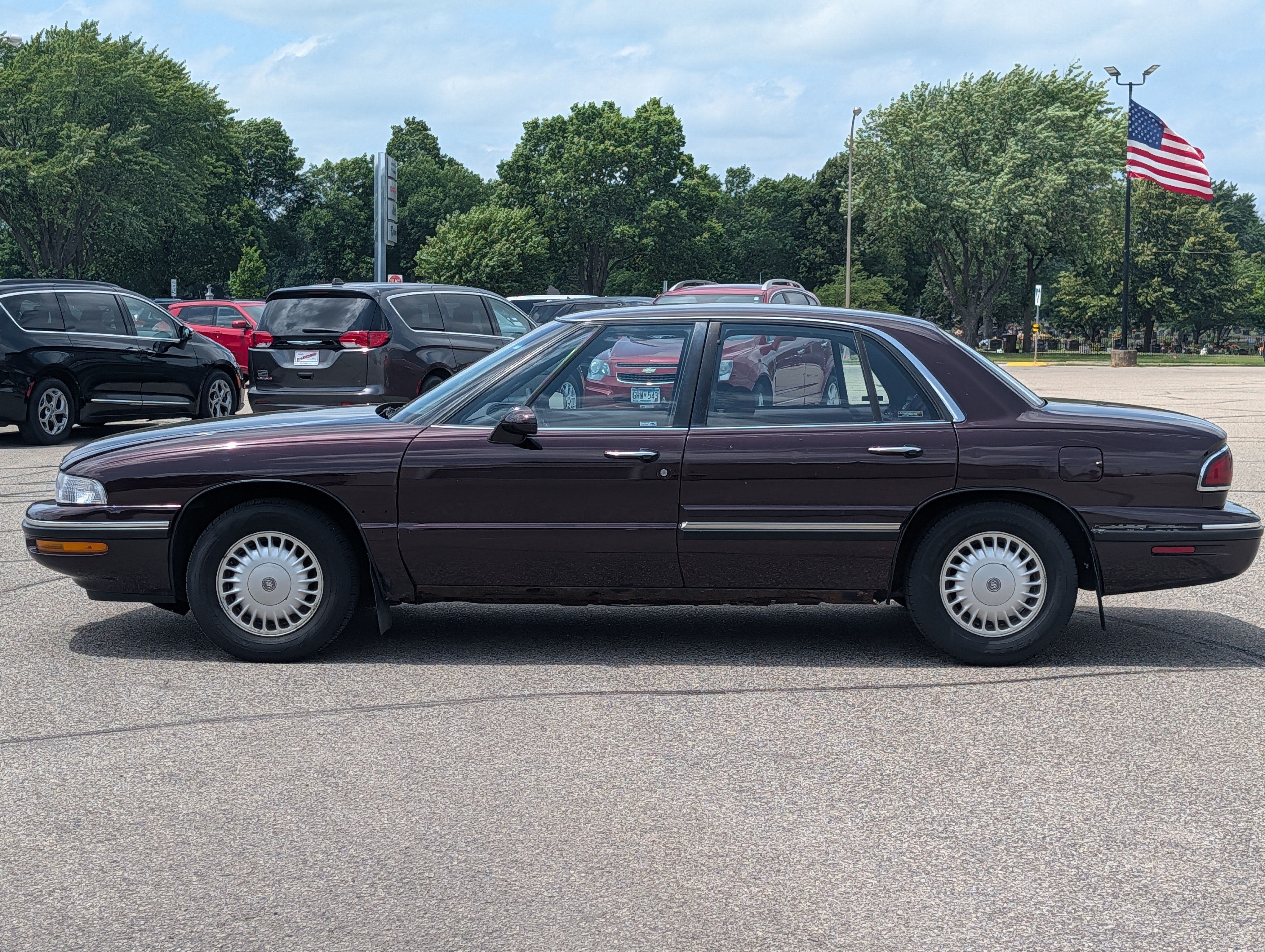 Used 1997 Brown Buick Custom image 2