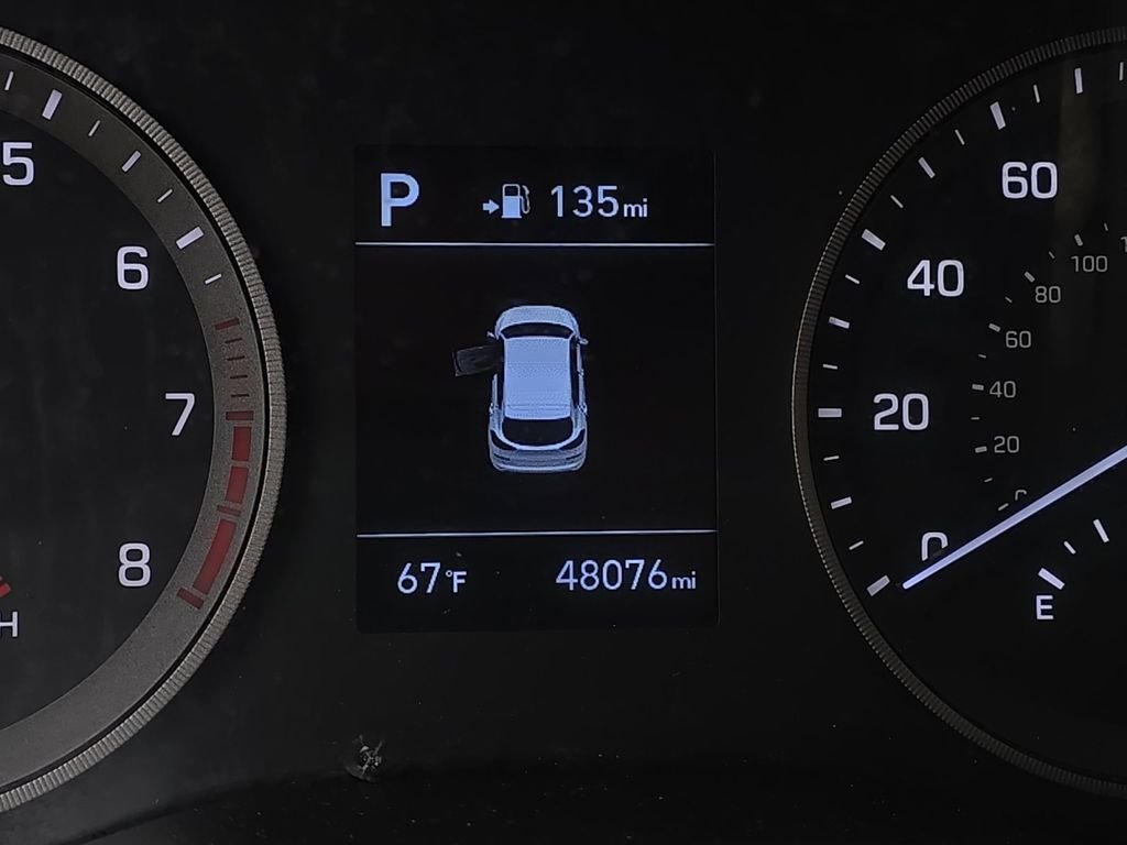Used 2020 Red Hyundai Sport image 19