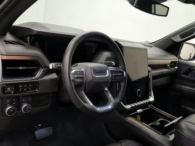 Used 2025 Black GMC Denali image 18