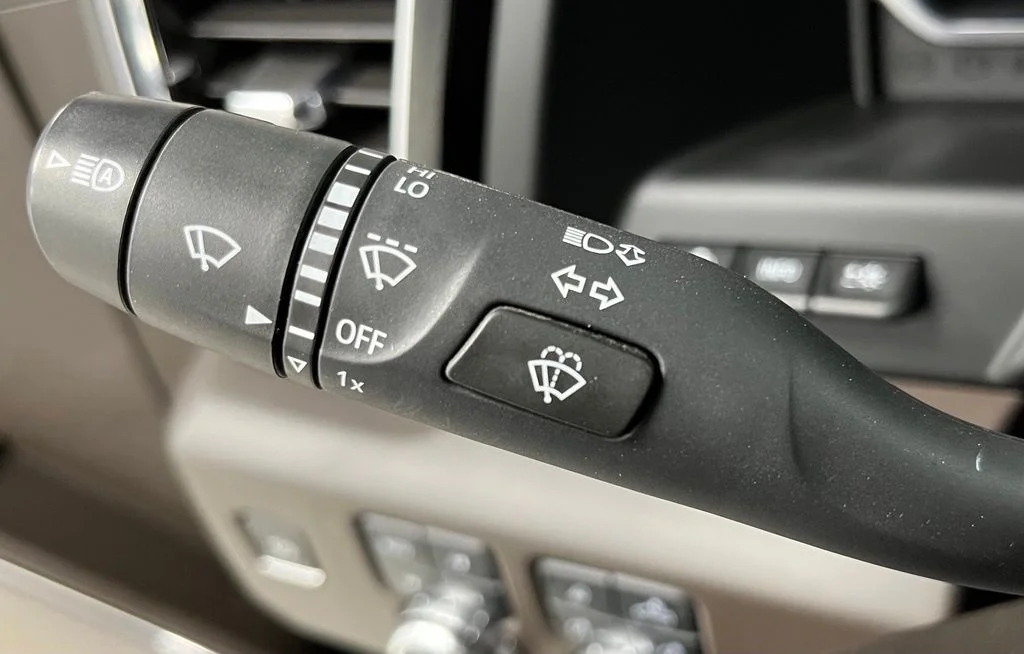 Used 2024 Black GMC Denali image 28