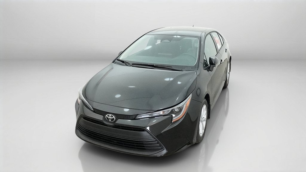 New 2027 Inked Toyota LE image 40