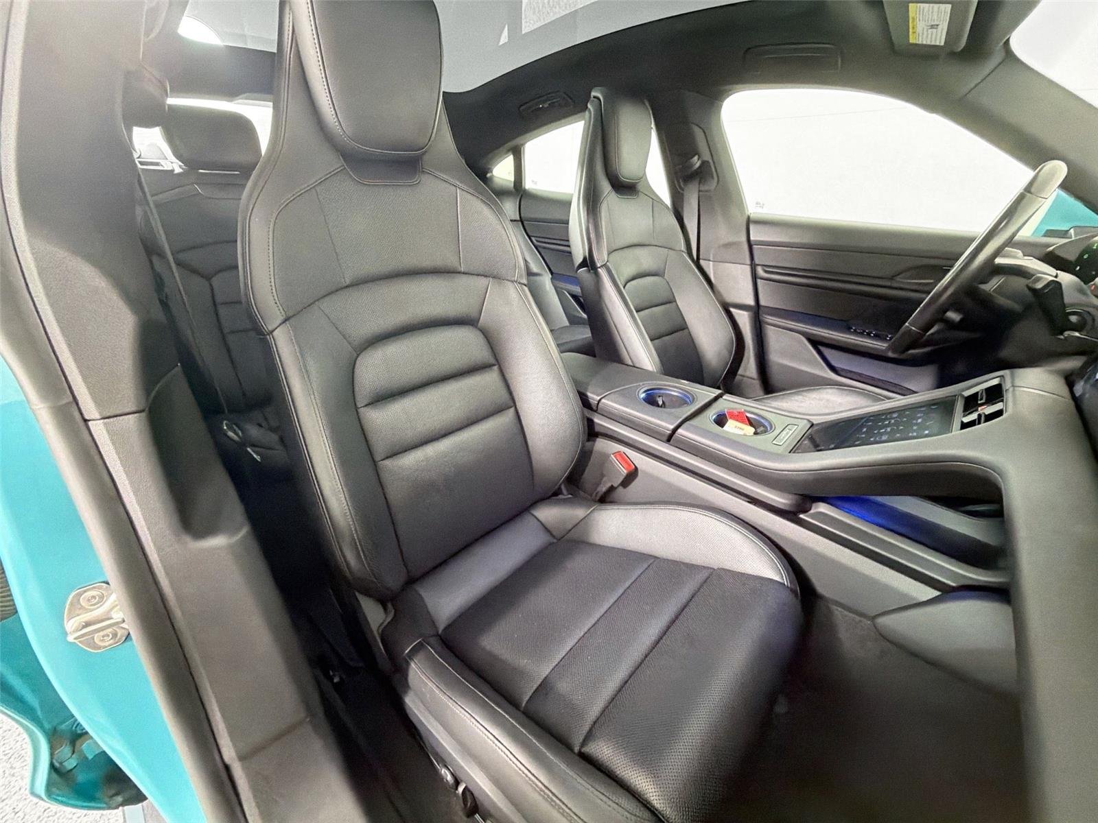 Certified Used 2024 Paint to Sample Porsche 4S image 28