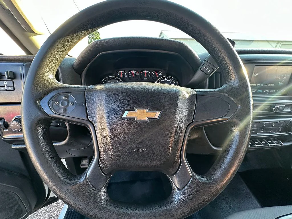 Used 2021 White Chevrolet Work Truck image 27