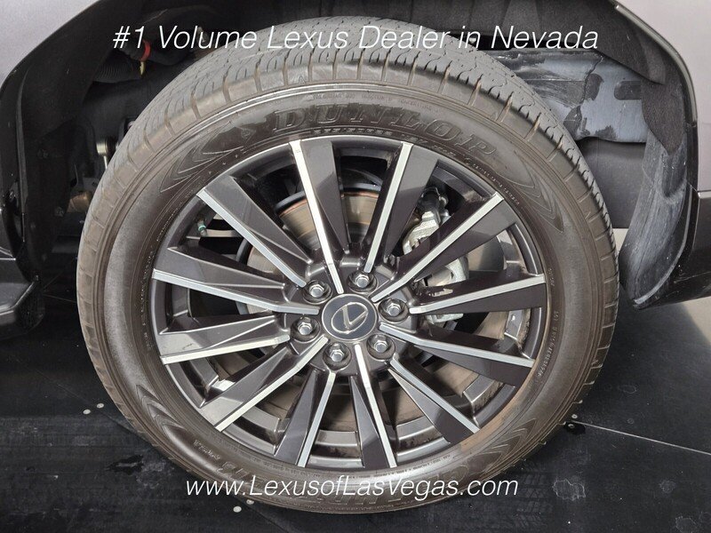 Used 2024 Nebula Gray Pearl Lexus 550 Luxury image 11