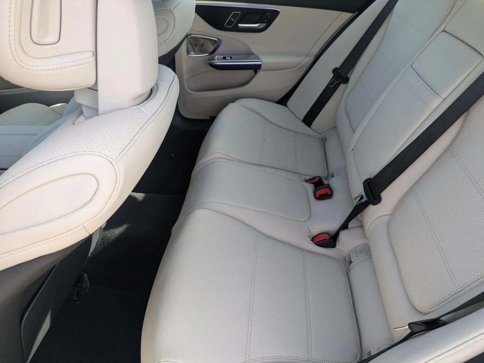 Used 2026 Cirrus Silver Metallic Mercedes-Benz C 300 image 15