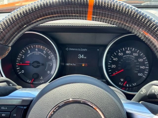 2020 Ford Mustang EcoBoost - Photo 16