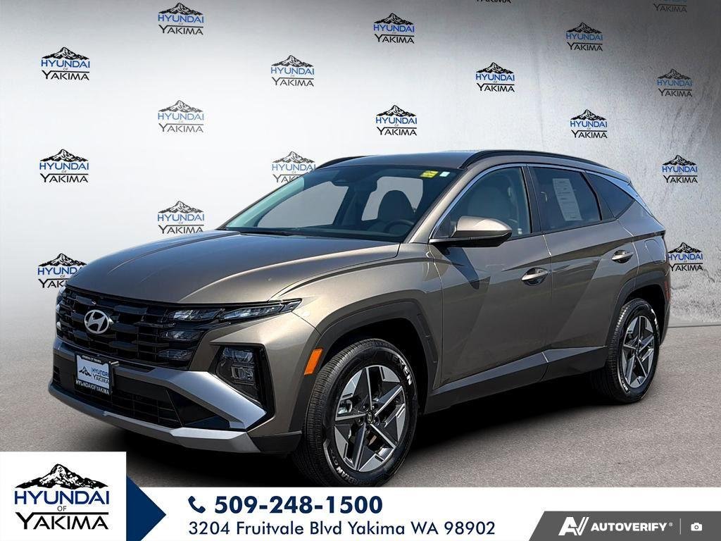 Certified Used 2025 Cashmere Bronze Hyundai SEL image 1