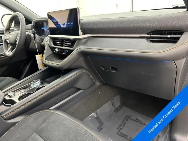 New 2026 Carbonized Gray Metallic Ford Tremor® image 11