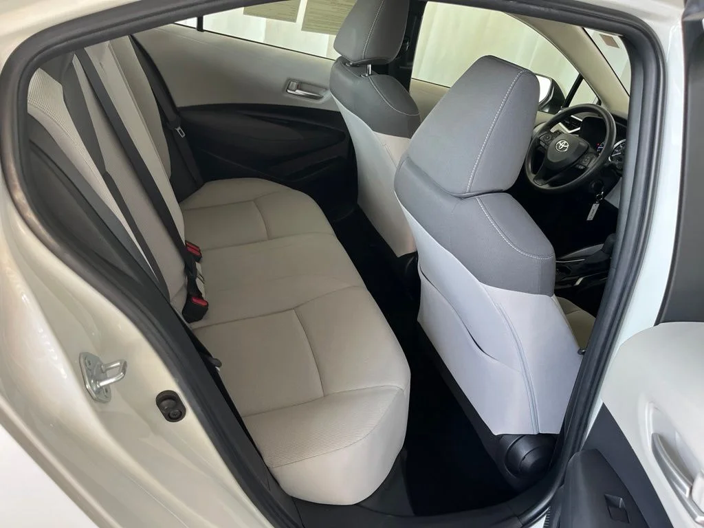 Used 2021 White Toyota LE image 24