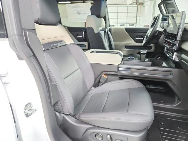 2026 GMC HUMMER EV 2X - Photo 37
