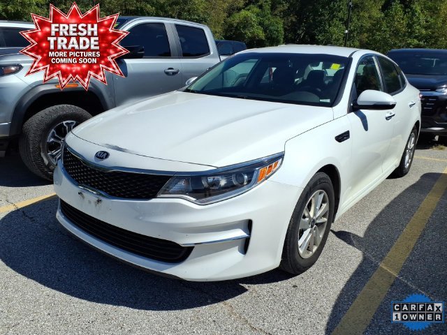 Used 2018 White Kia LX image 1