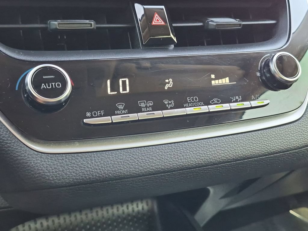 Used 2022 Blue Toyota LE image 27