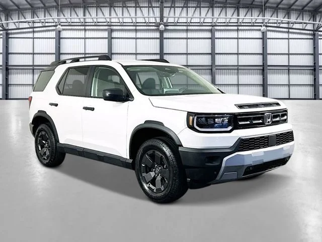 New 2026 Platinum White Pearl Honda RTL Towing image 5