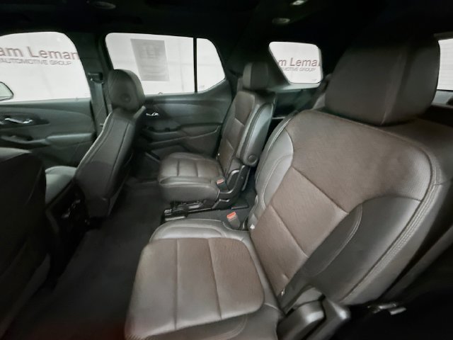Used 2023 Red Chevrolet High Country image 27
