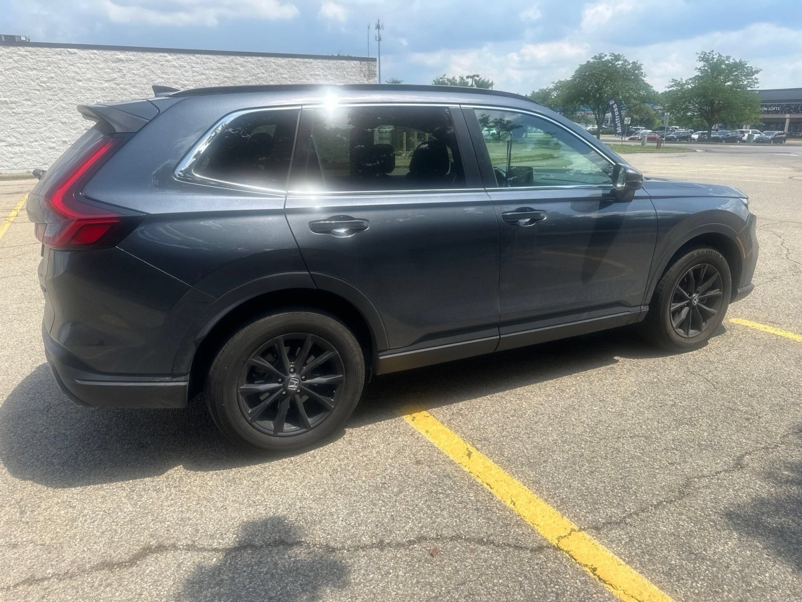 Certified Used 2025 Meteorite Gray Metallic Honda Sport image 14